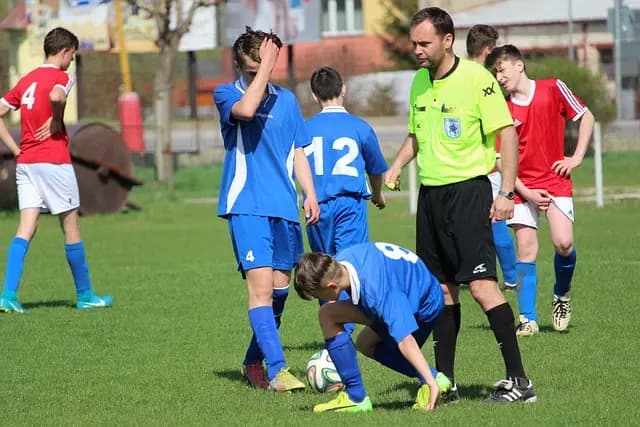 Les Espoirs du Football: Transferts à Suivre